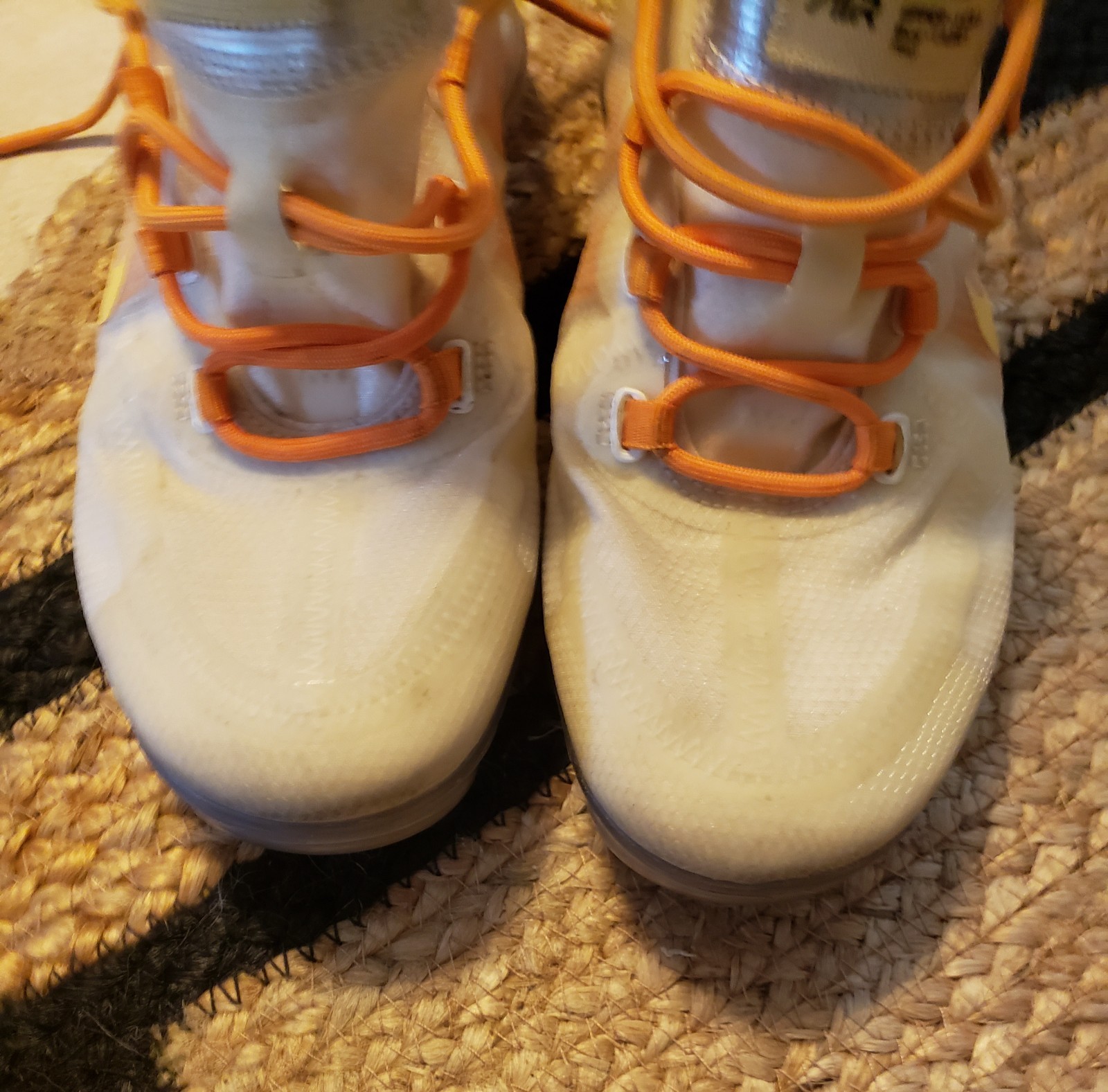 Nike Air VaporMax 2019 White Orange Peel Sz 7-1/2 (AR6632-102)