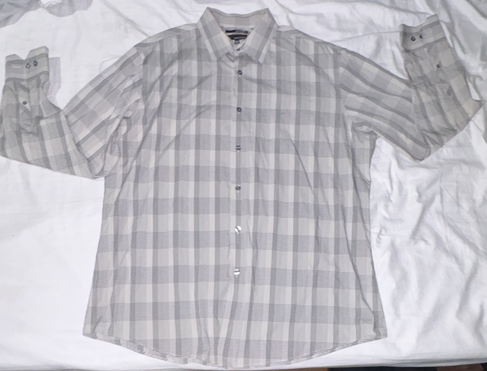 Murano Men’s XL Gray/White Plaid Ultimate Modern Comfort Modern Fit Dress Shirt