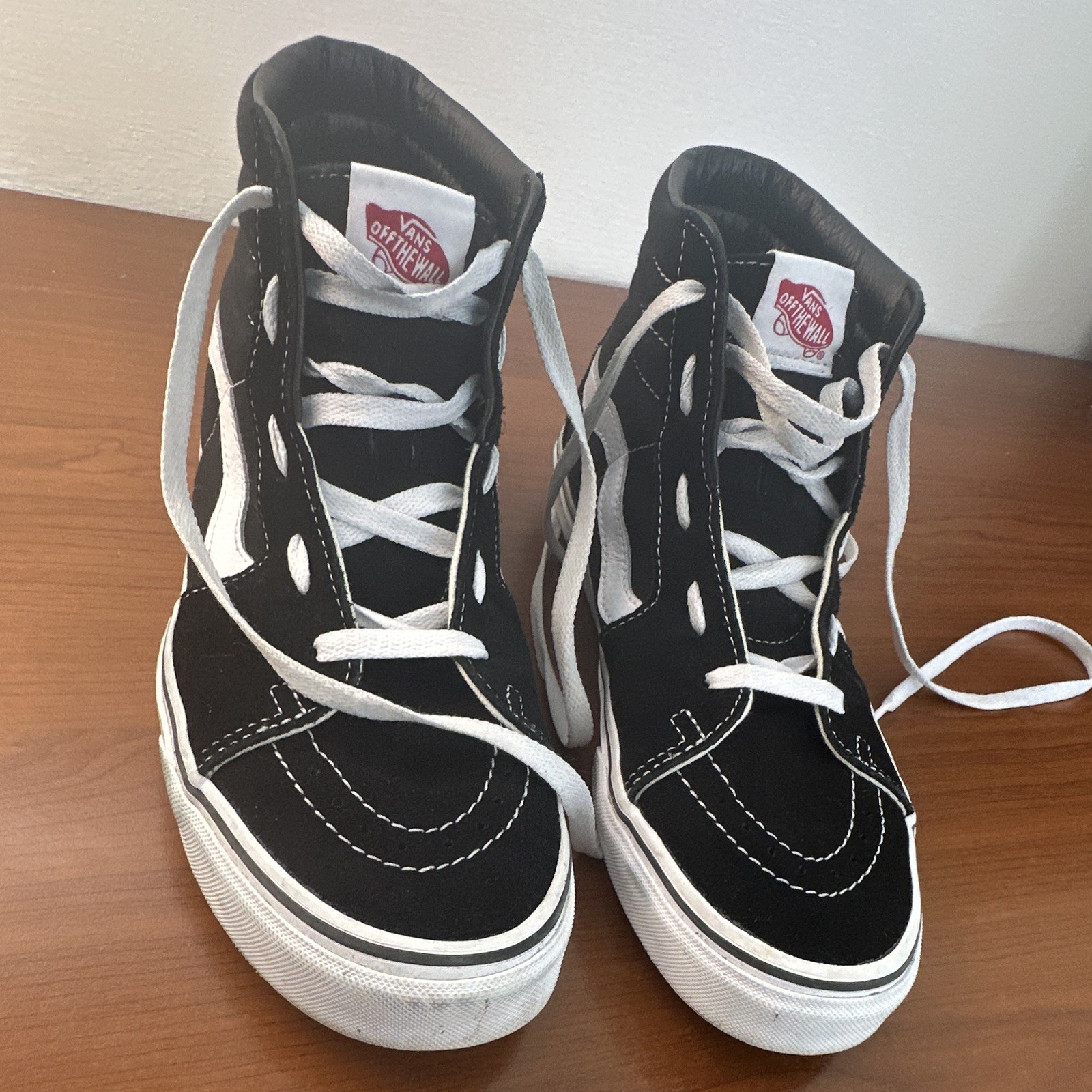 VANS Sk8-Hi High Top Lace-Up Sneakers Black/White Rubber Size 9