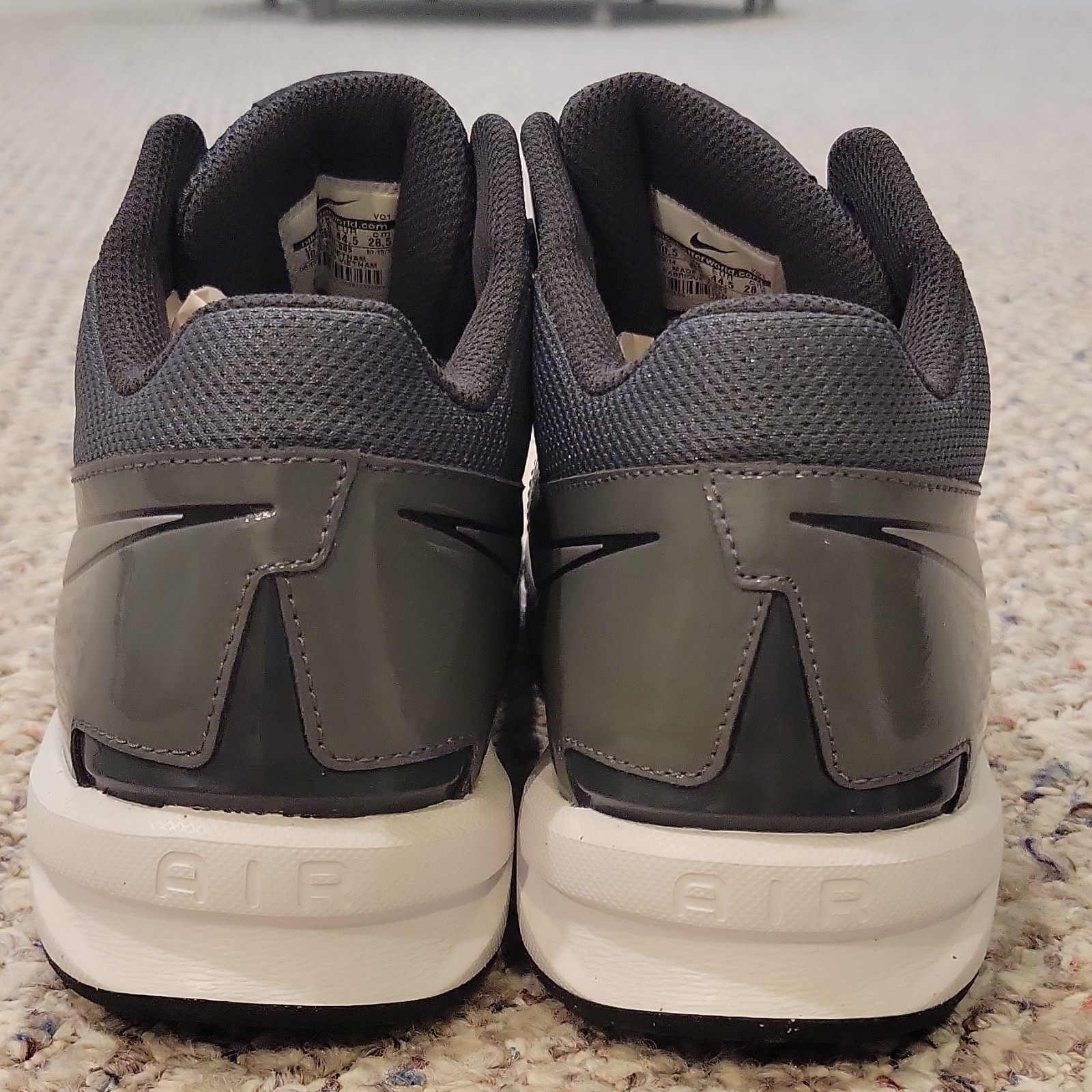 Nike Air Visi Pro 5 NBK Men’s Mid Top Sneakers Black/Gray/White