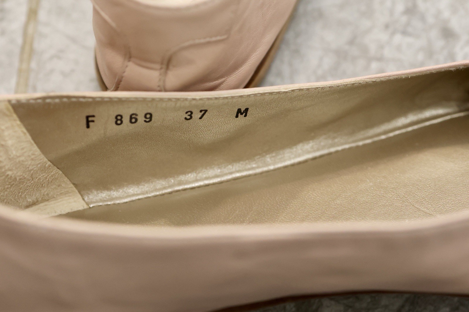 Taryn Rose Brina leather flats size 37 carnation pink