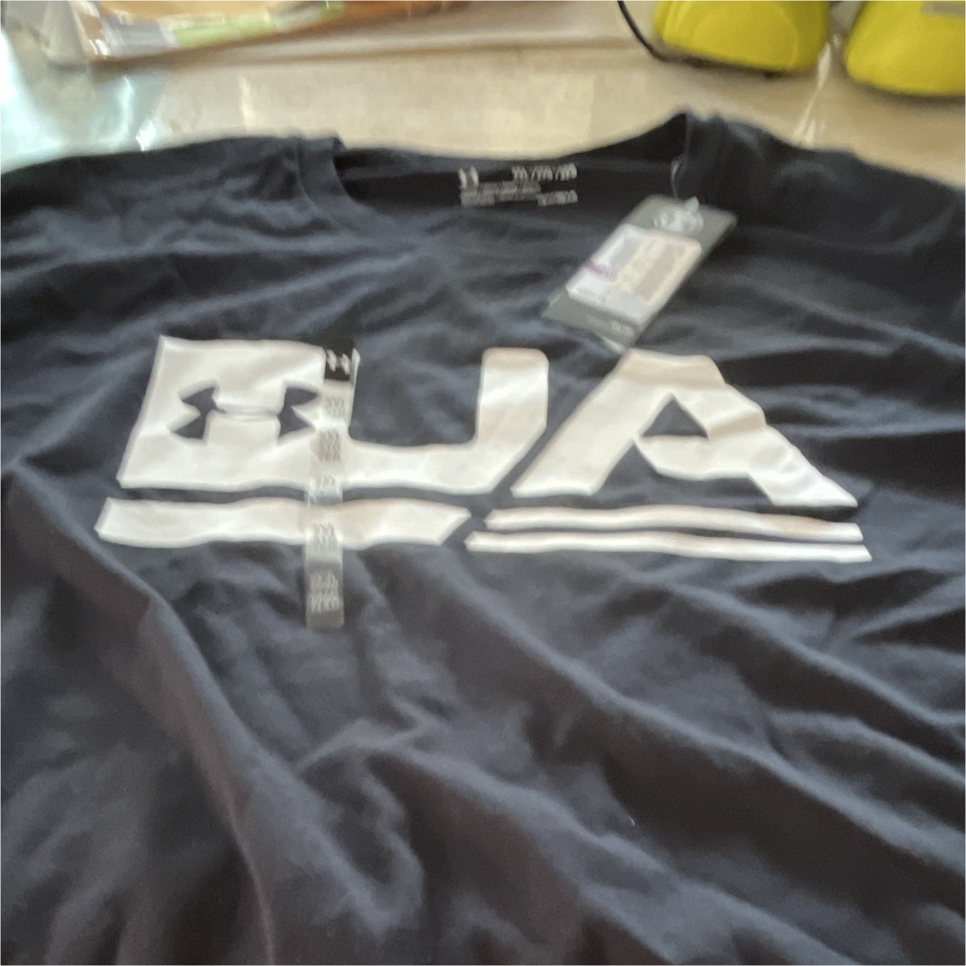 Under Armour HeatGear Men’s Black 2XL Short Sleeve Crew Neck Graphic Logo Tee