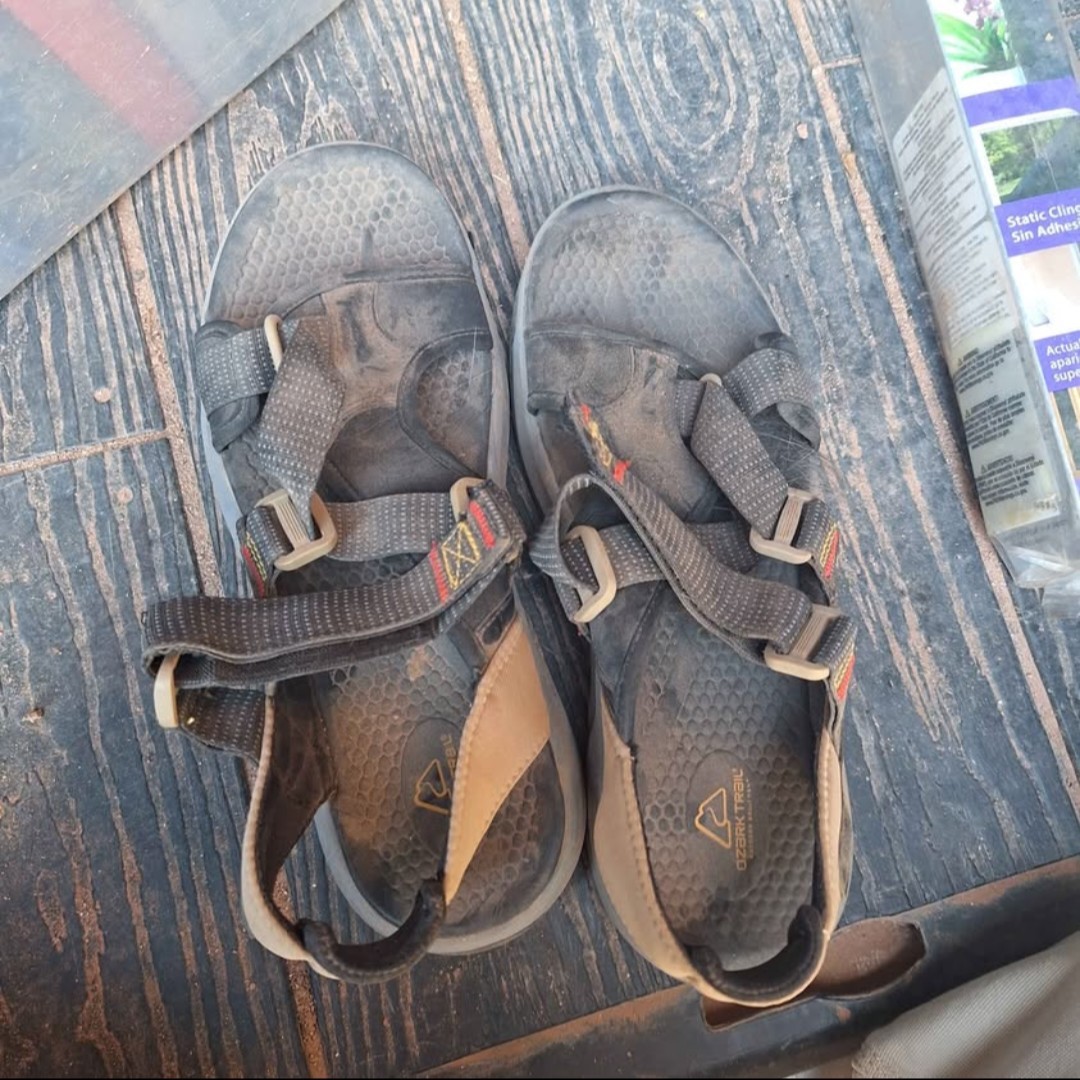 Ozark Trail Men’s Sport Sandals Brown/Black Hook & Loop Outdoor Casual US 10
