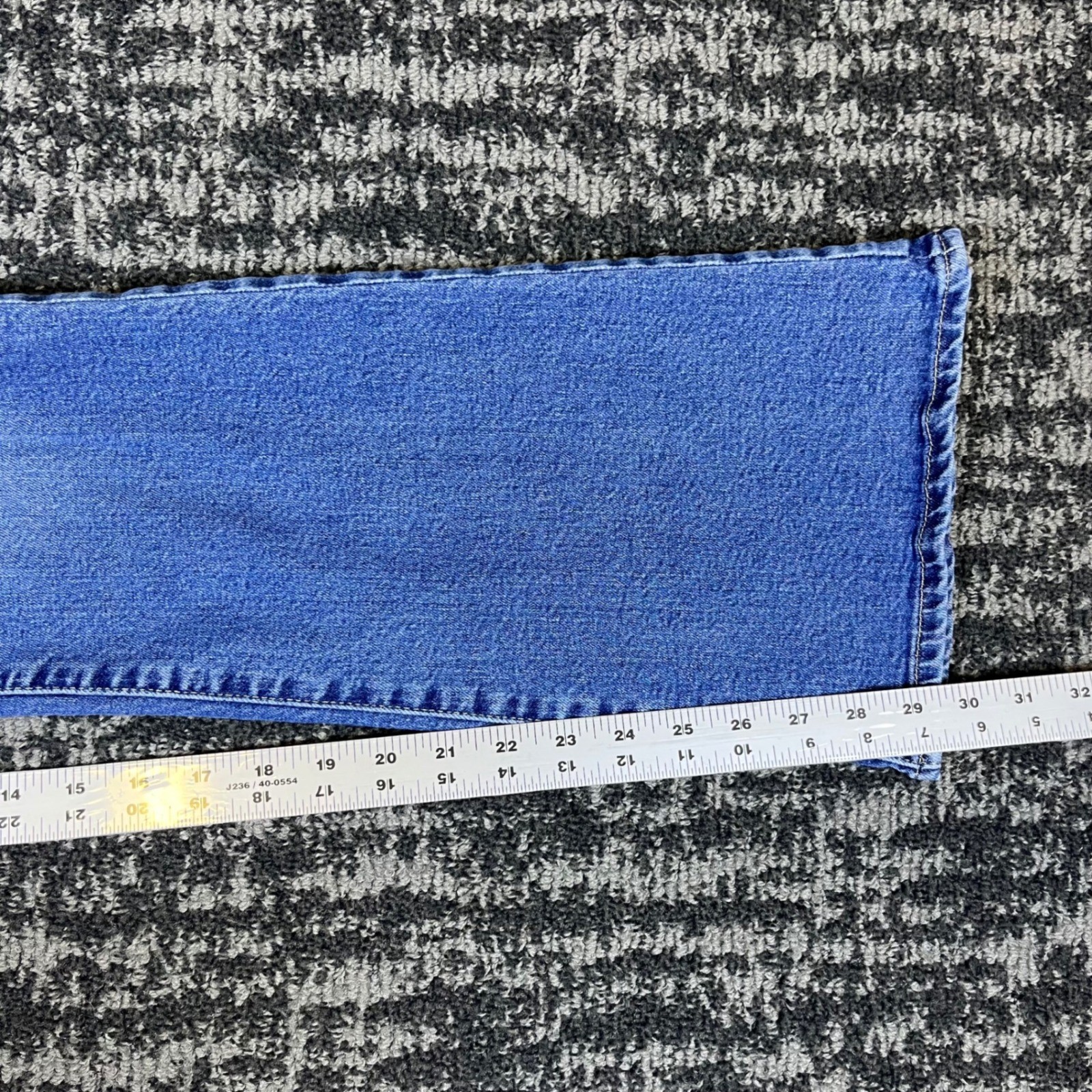 Gap Jeans Womens 2/26R ’70s Flare Blue High Rise Denim Stretch Medium Wash