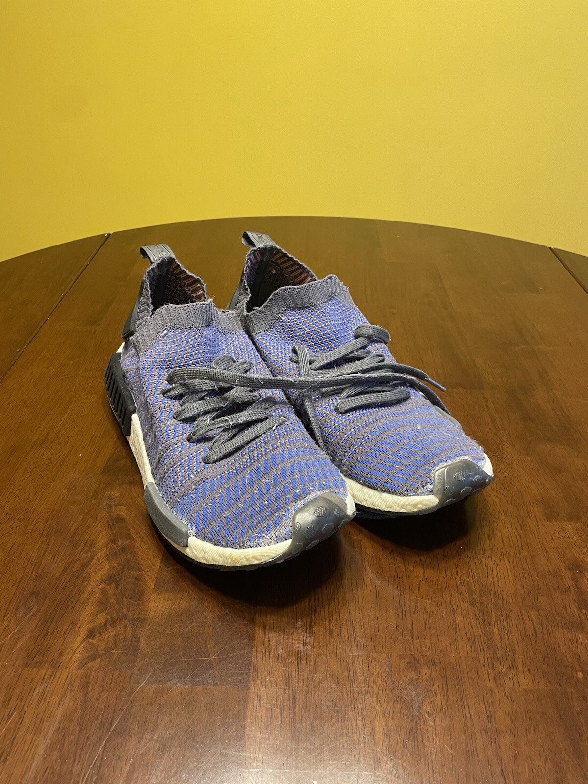 ADIDAS NMD R1 STLT High Resolution Blue PK Primeknit BOOST Men’s US 11 CQ2388