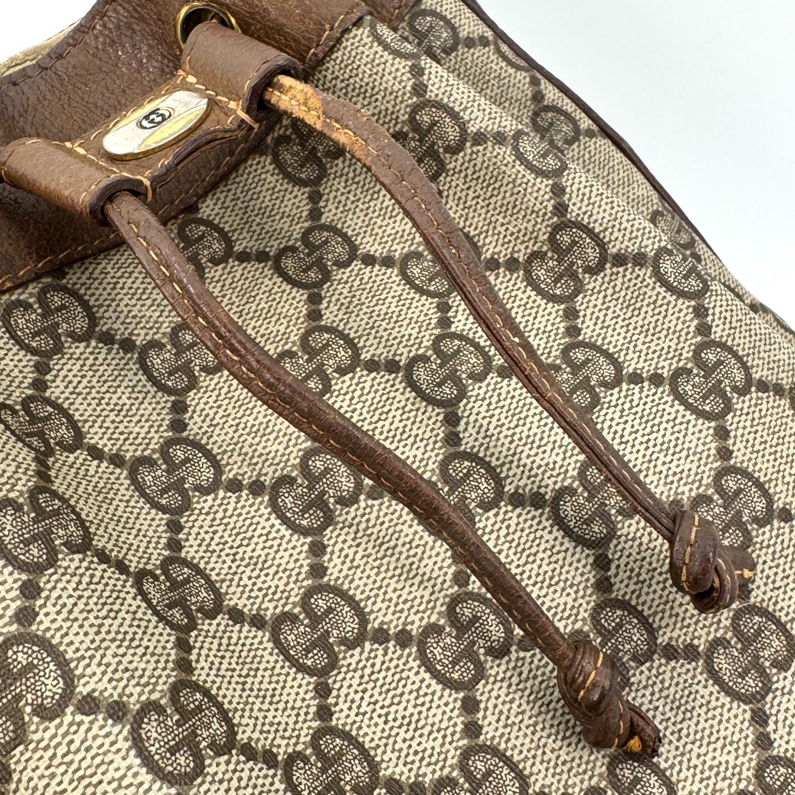 Vintage GUCCI Sherry Shoulder Bag Drawstring GG