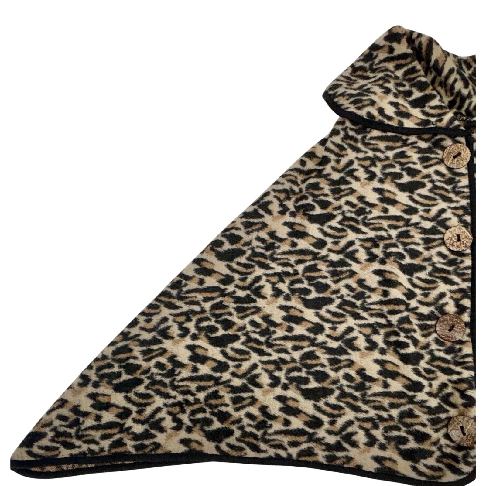 NEW L.I.B. New York Womens Animal Print Poncho Cape Leopard One Size Classic NWT