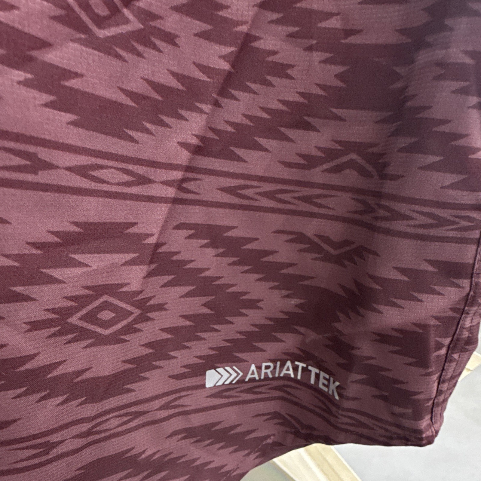 Ariat Men’s AriatTEK VentTEK Western Geometric Fitted Button-Up XS UPF 40