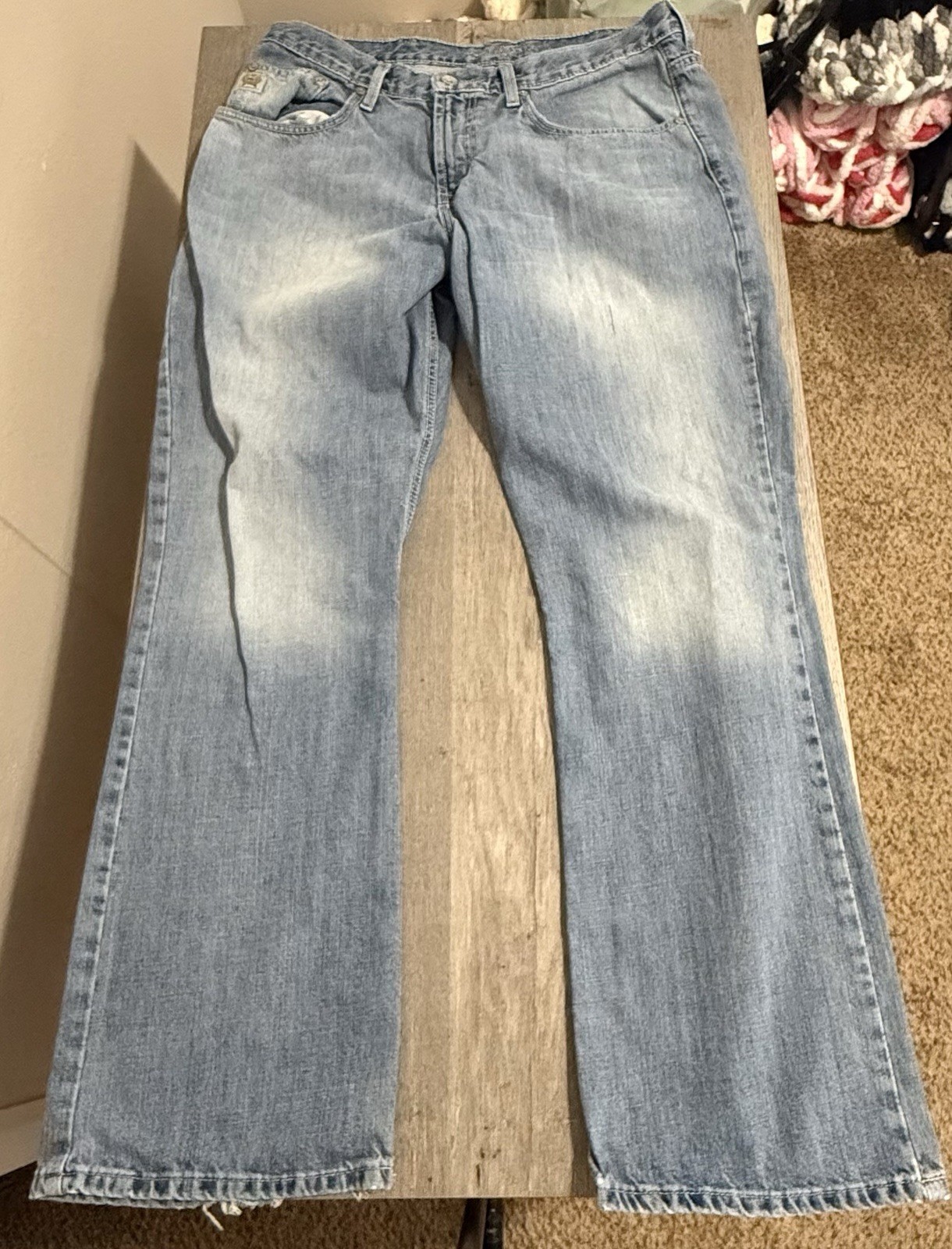 Cinch Men’s Regular Fit Straight Leg Mid Rise Light Wash Cotton Denim 5-Pocket