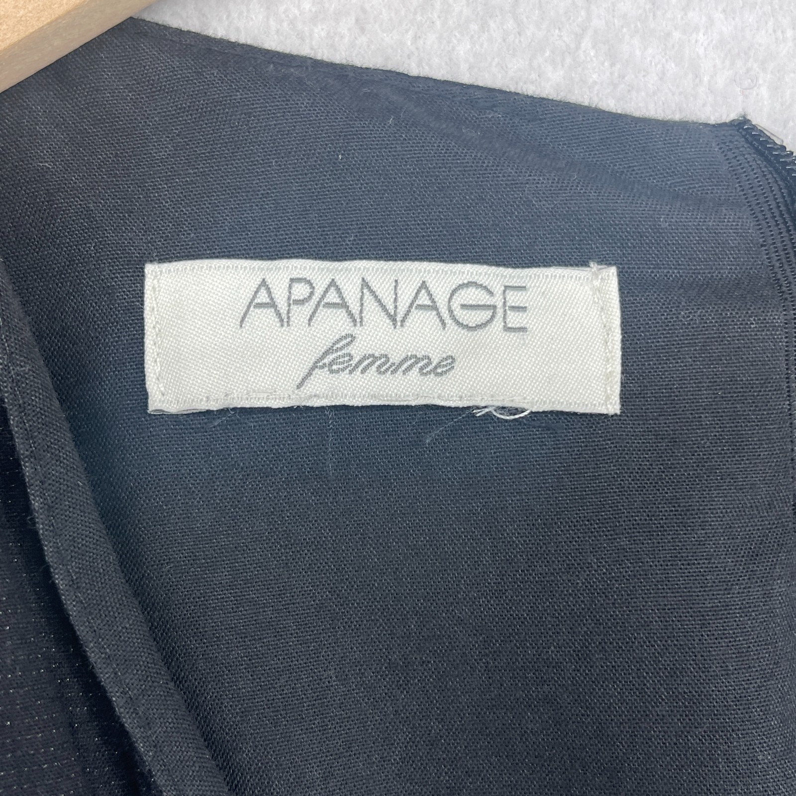 APANAGE Dress 6 Cotton Metallic Crinkle V-Neck Sleeveless Back Zip Tie Black