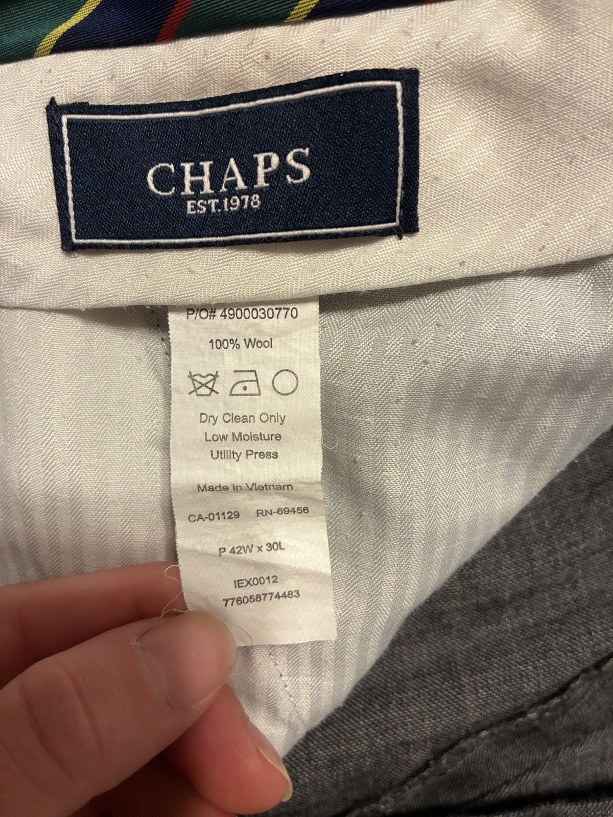 Chaps charcoal Gray Wool Twill 2-Piece Suit 48R Jacket 42W x 30L Pleated Pants