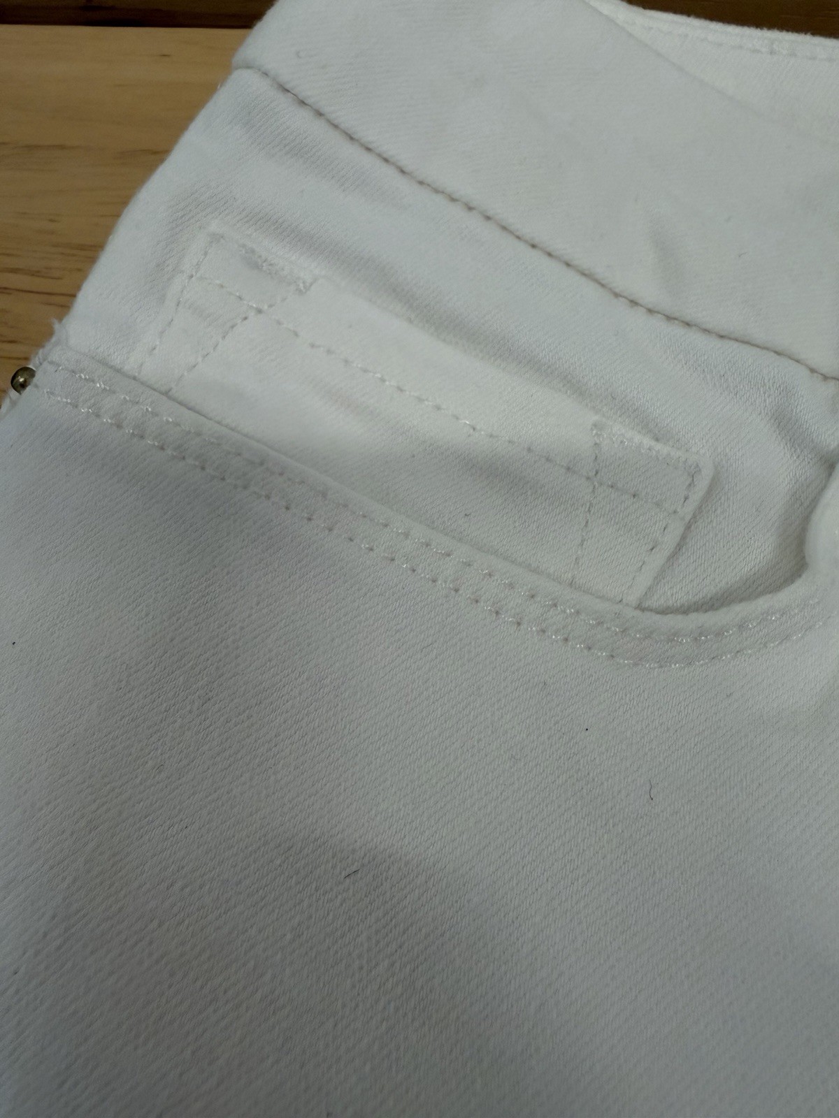 Frame Le Crop Mini Boot Jeans Size 27 White Blanc NWT Mid-Rise Boot Cut Womens