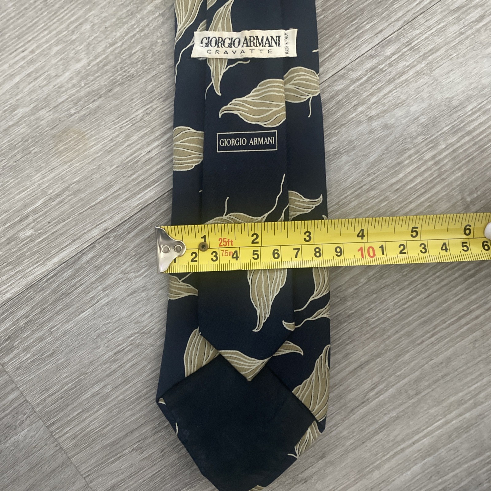 80’s Vintage Giorgio Armani Cravatte 100% Silk Tie