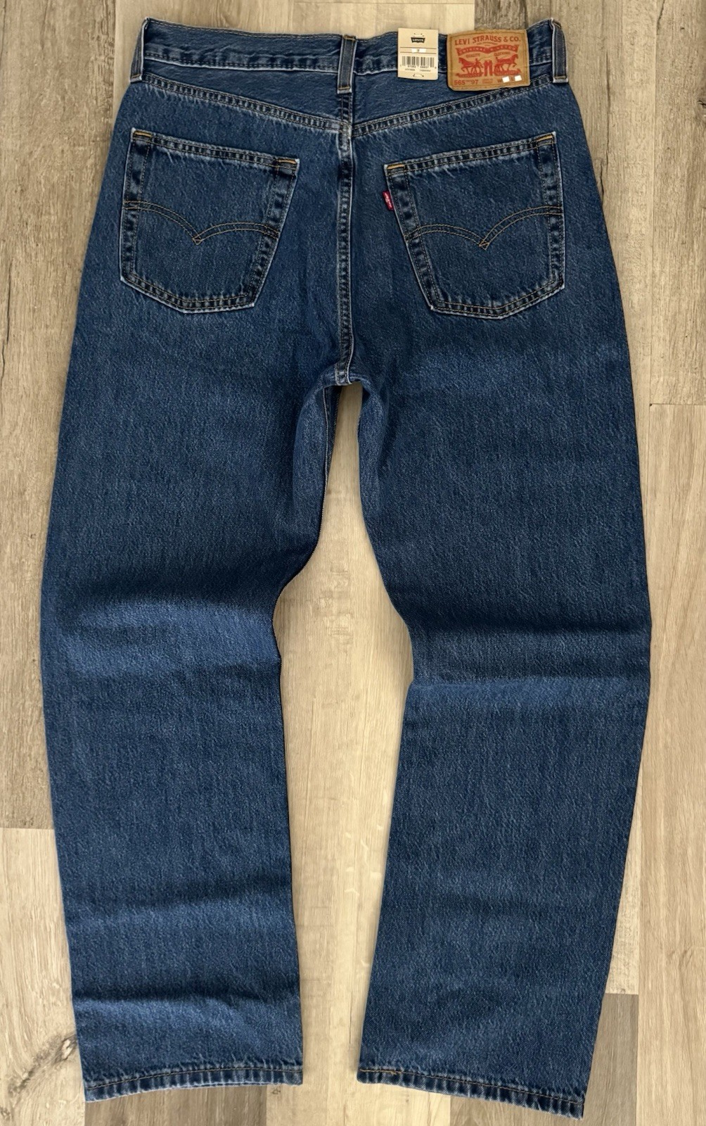 Levi’s 565 ’97 Loose Straight Leg Jeans Men Size 33 X 32 Blue Distressed Wash