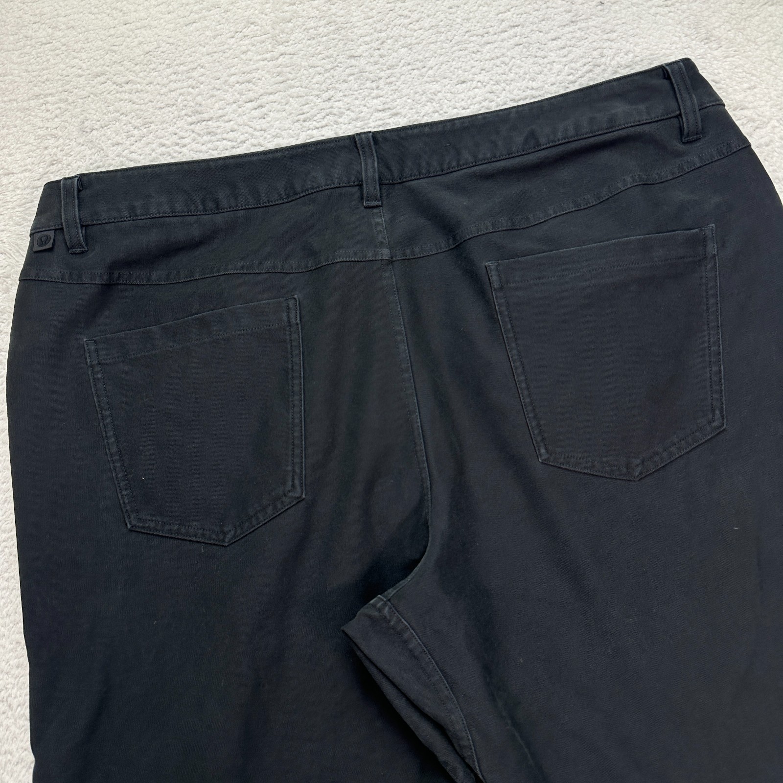 Lululemon 40 x 30 Black Slim Fit Abrasion-Resistant Utilitech ABC Pants LM5ABMS