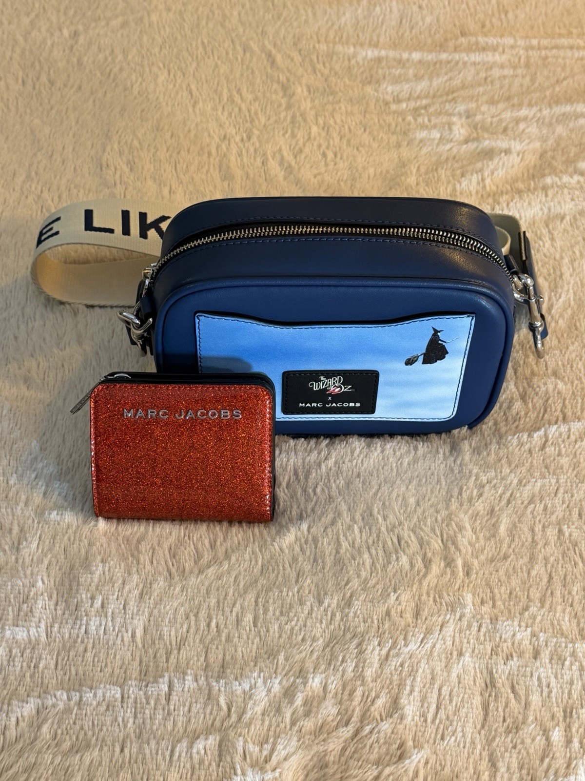 Marc Jacobs Wizard of oz Crossbody AND Wallet Limited Edition Set