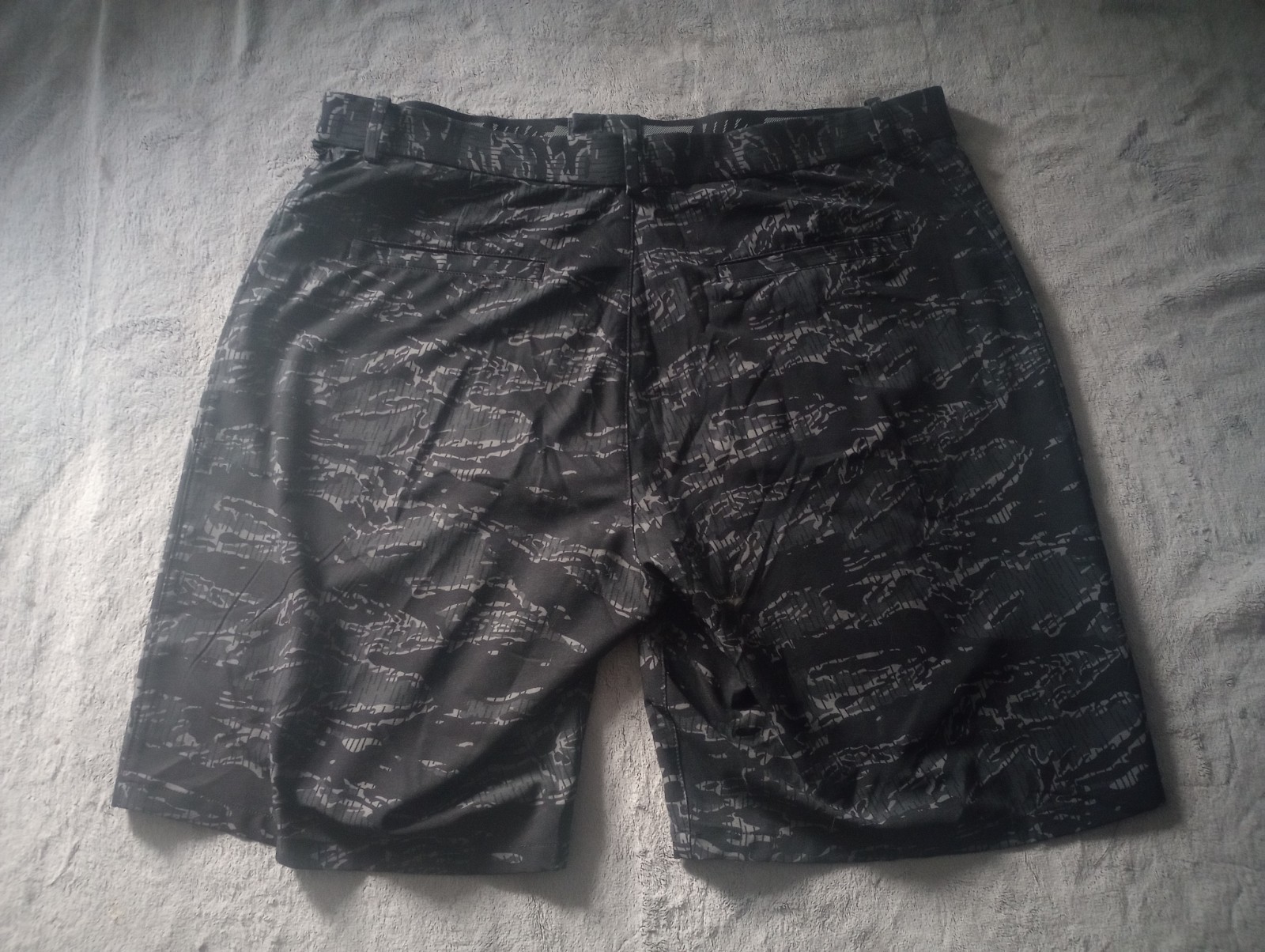Nike Dri-Fit Shorts Men’s 38×10 Black/Gray Camo Golf Athletic Polyester Stretch