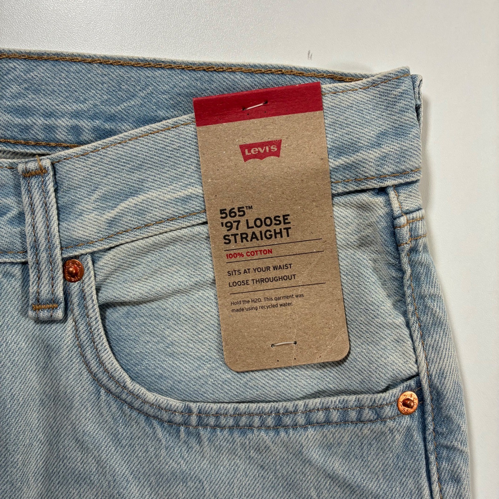 NEW Levi’s 565 ’97 Loose Straight Jeans Mens 32×32 Light Wash Denim A72210001