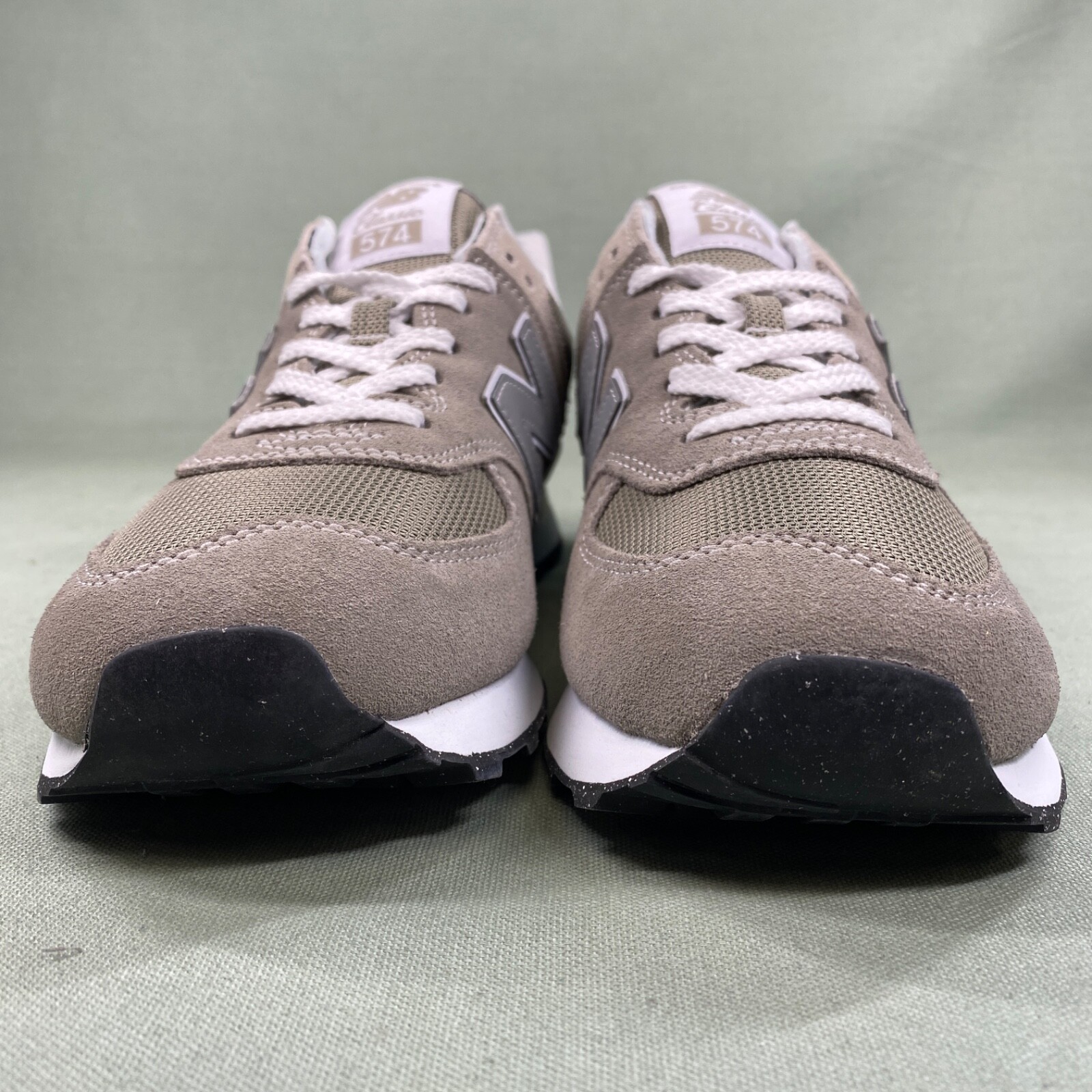 New Balance NB 574 Core Pack Grey US Size 8.5 ML574EVG Grey/White Sneaker
