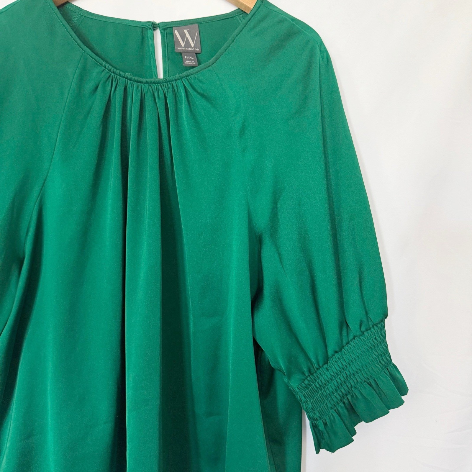Worthington PXXL Green Blouse Smocked Cuff Ruffle Sleeve Career Elegant