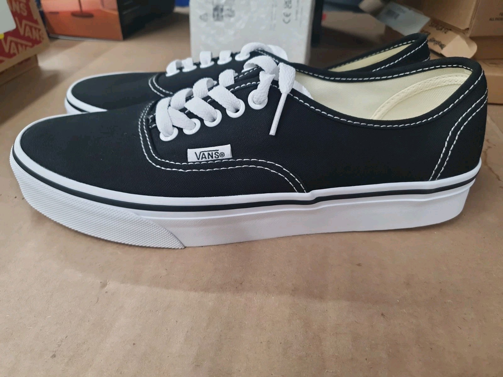 Vans Authentic Classic Unisex Canvas Black White Skate Us Size Men 6.5 Women’s 8