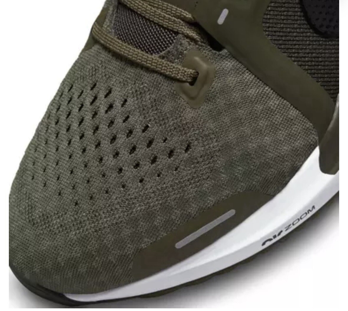 Nike Men’s Vomero 16 Running Shoes Olive Black Khaki Honeydew Size 8.5 NWB