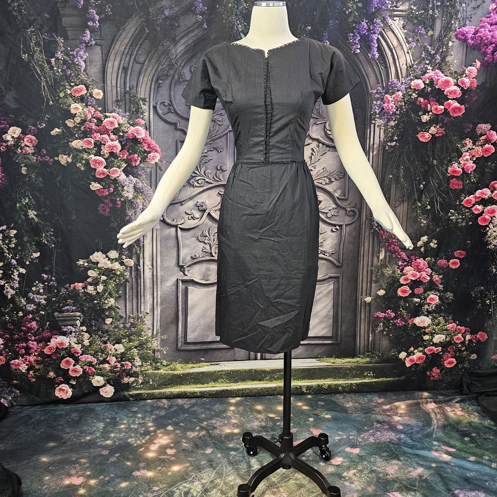 Vintage 1950s Wiggle Dress Fitted Black Polished Cotton Pinup