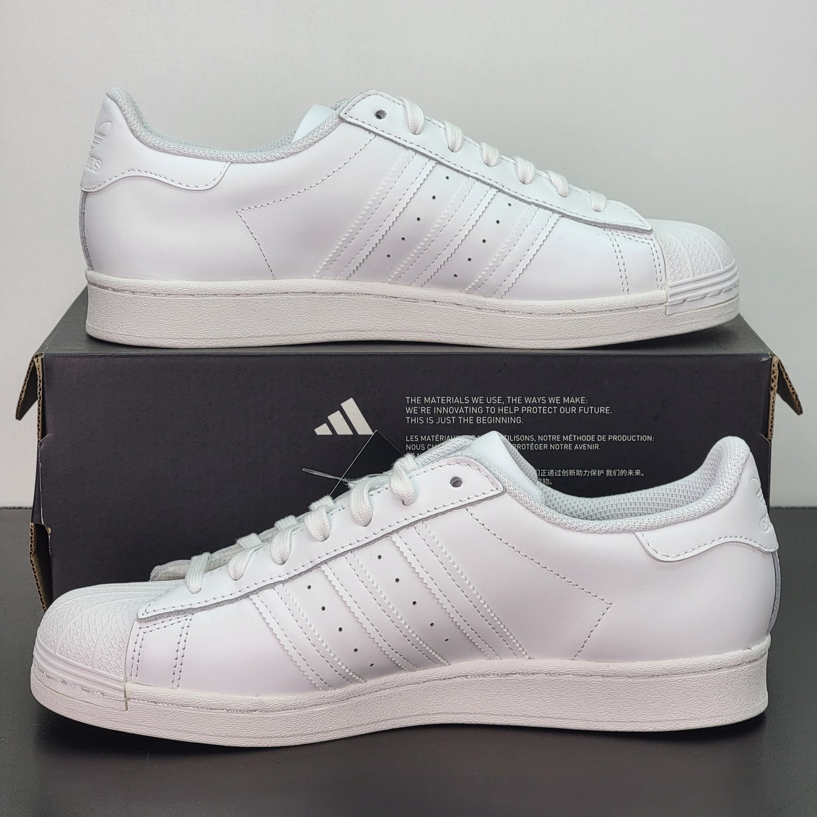 Adidas Superstar Men’s Size 9 Athletic Running Shoes White Casual Sneakers