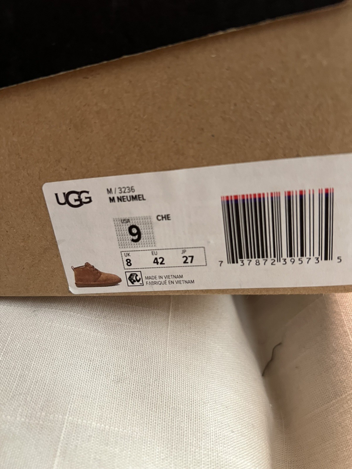 UGG Neumel Chukka Boots Men Size 9 M Chestnut Brown Suede Wool Lined Boxed 3236