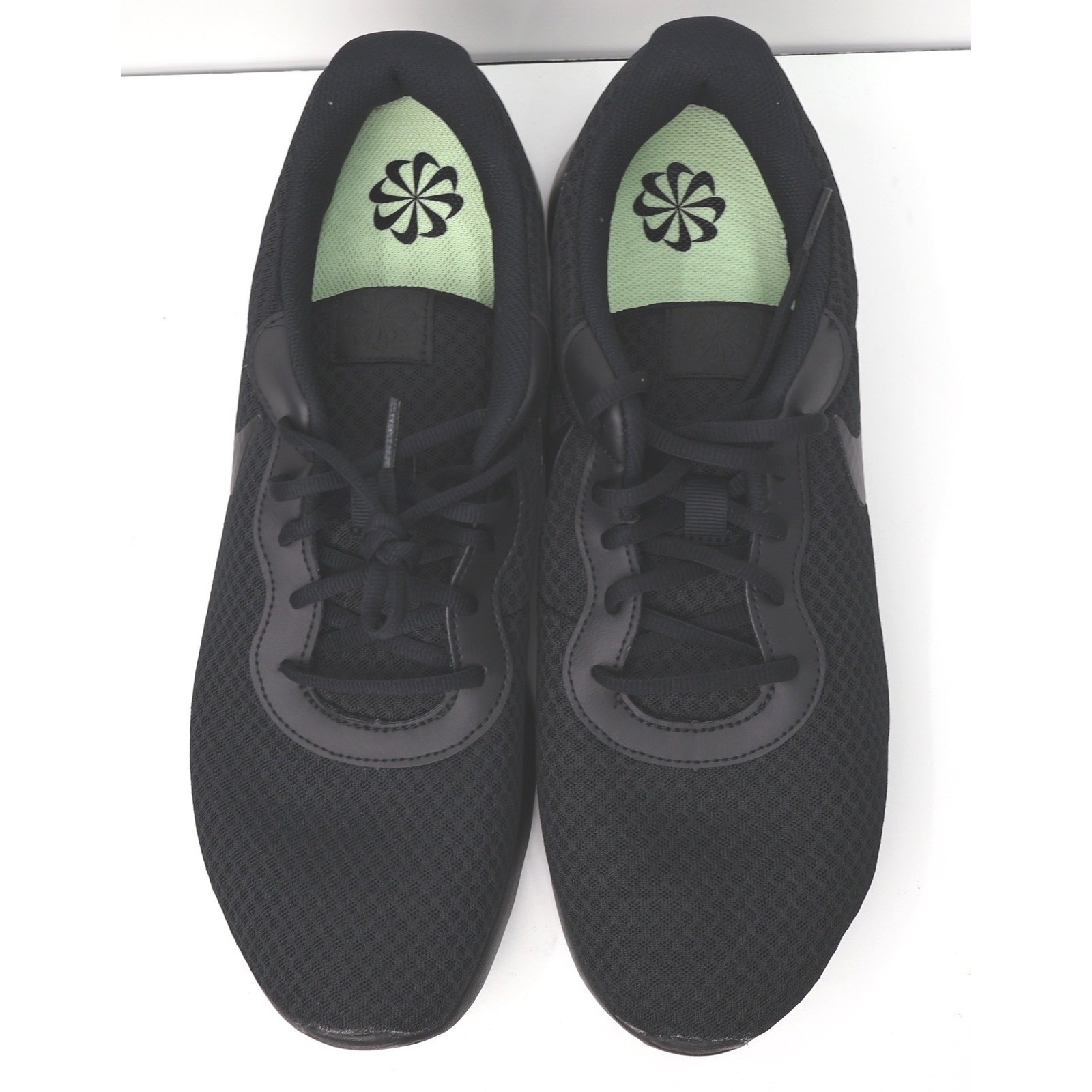 Nike Tanjun Mens Triple Black Mesh Running Shoes Low Top Sneakers Size 13