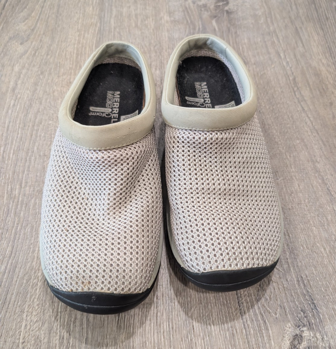 Merrell Breathable Mesh Slip-On Sneakers Beige/Black Rubber Outsole