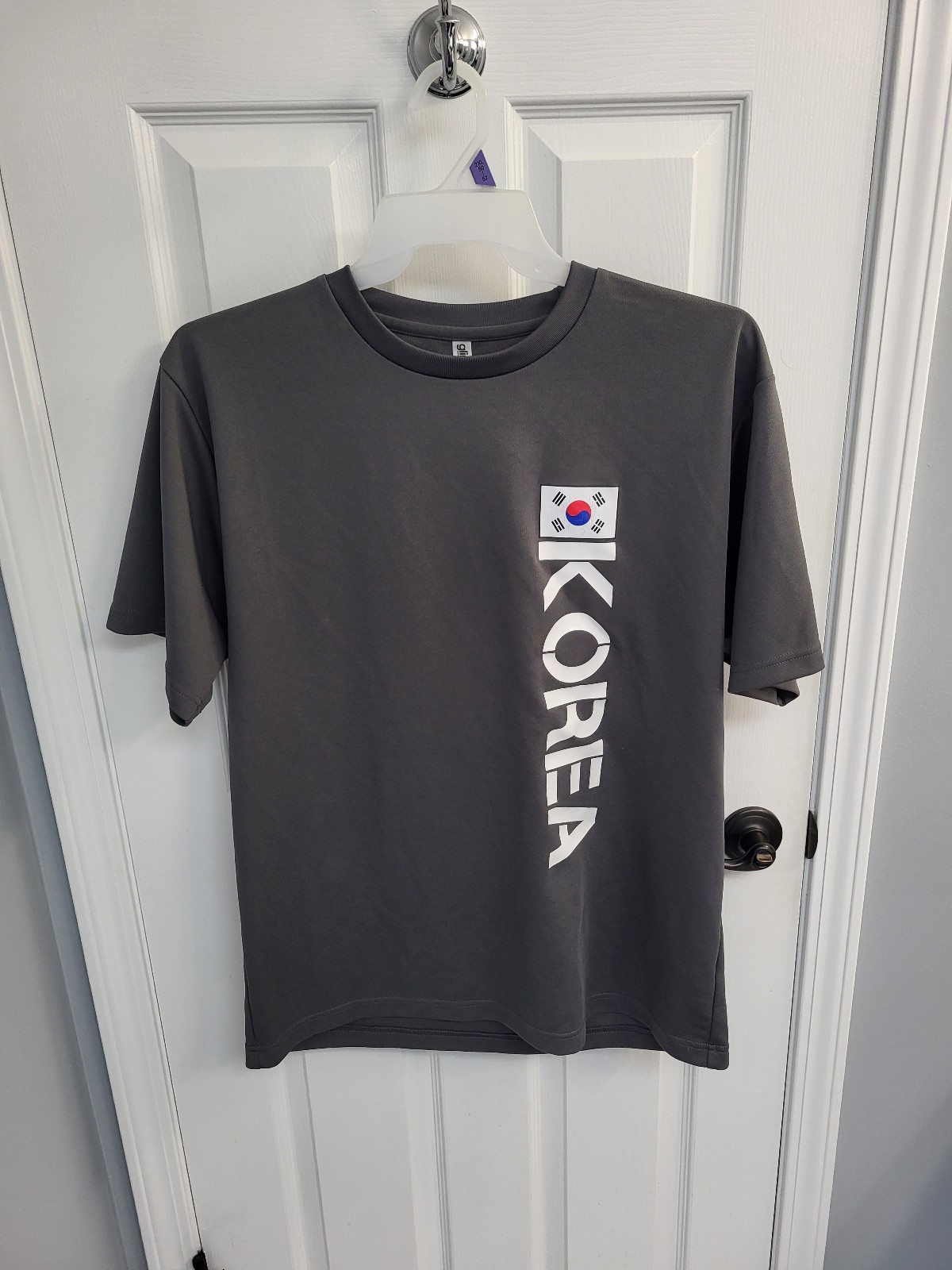 Men’s South Korea T-Shirt Size L – Gray Polyester Good Condition 3L Asia Size