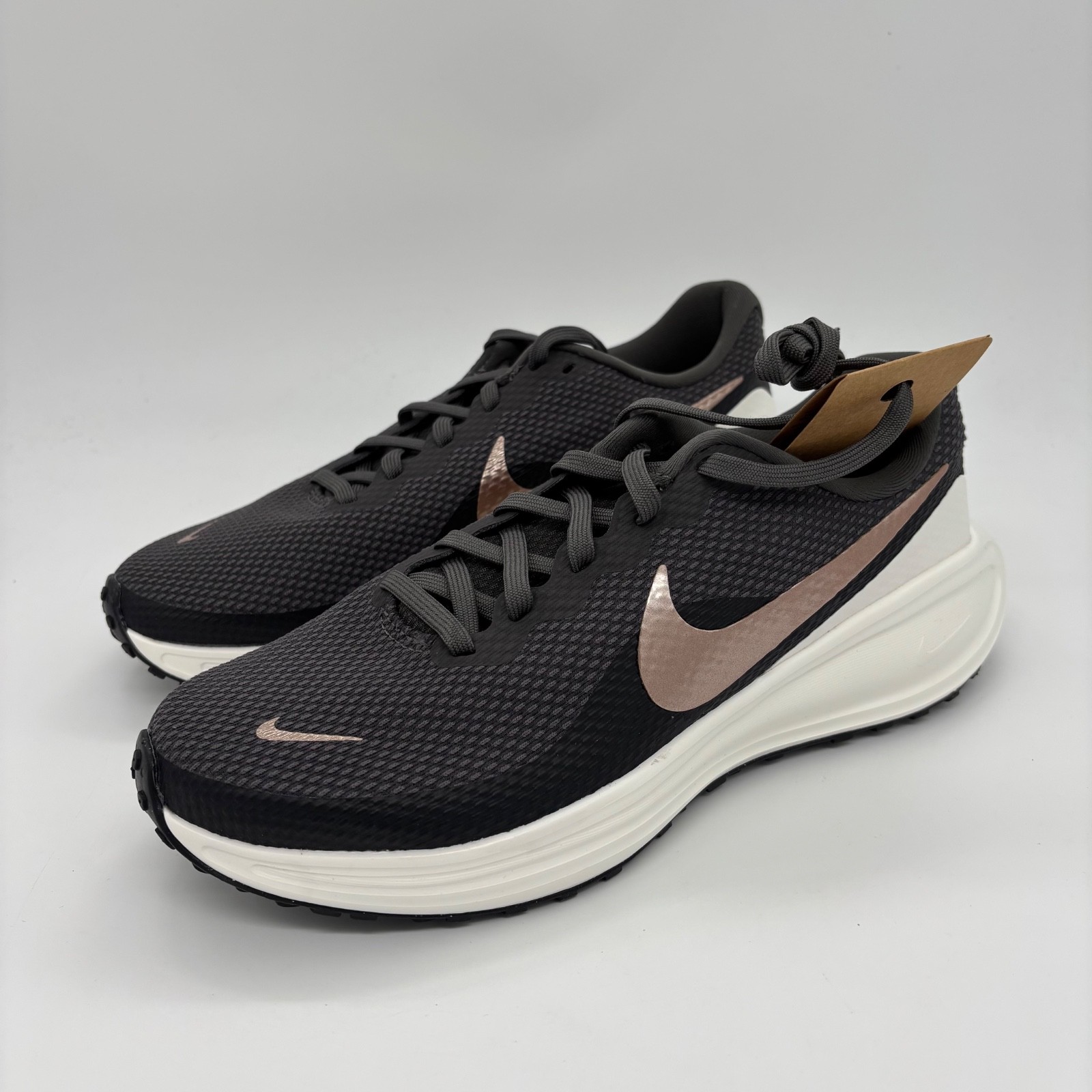 Nike Shoes Revolution 8 Athletic Lace Up HJ8485-200 Black Pink Size 9 Womens