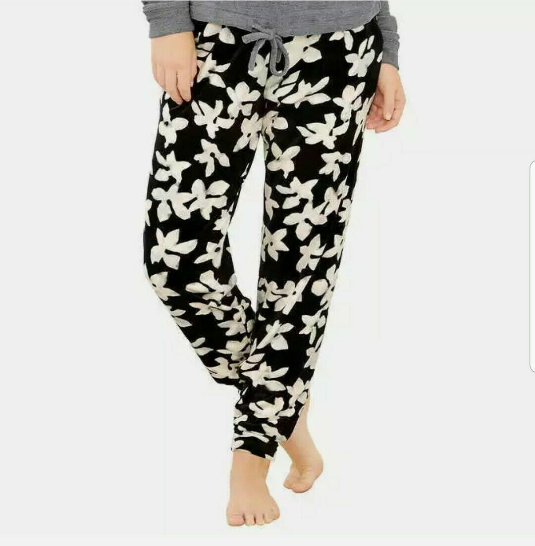 Three Dots 2 Piece Knit Velour Set With Eye Mask E41