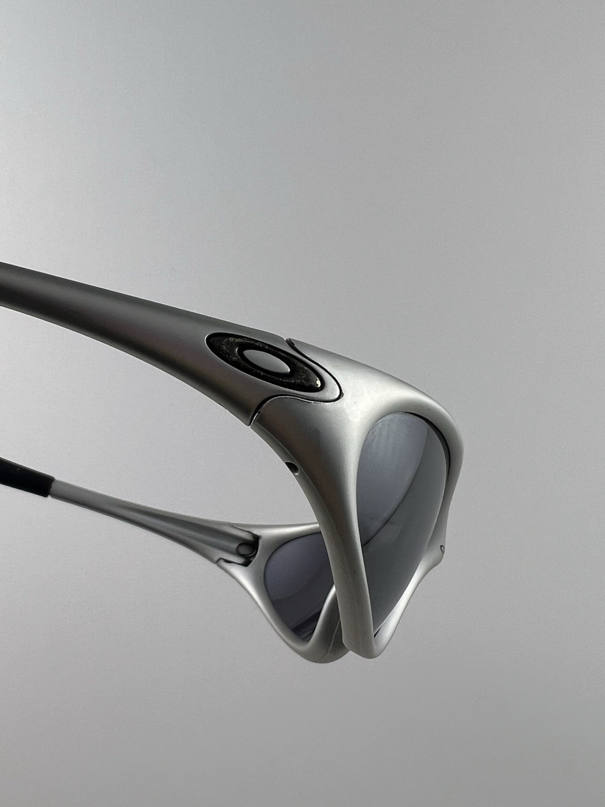 Oakley Minute 1.0 FMj 5.56 Frame Black Iridium Lens 04-086 Gunmetal Icons XX