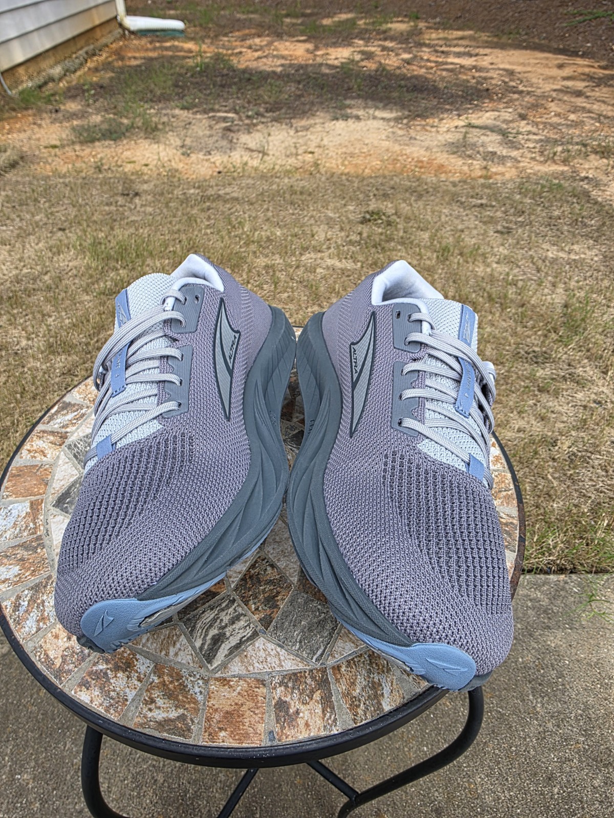 Altra Escalante 4 ALOA85NE222 Dark Shadow Running Shoes Men Sz 10 Worn 2x Box