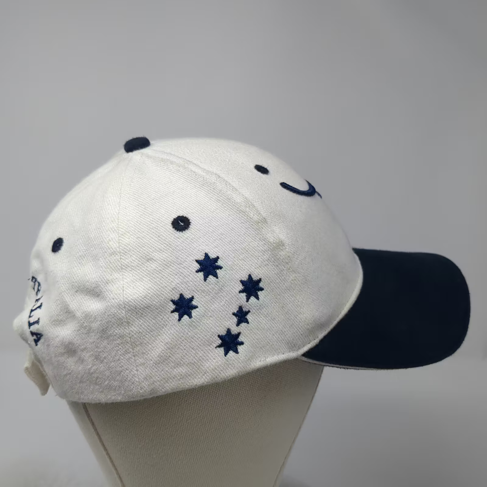 VISIT Baseball Cap White Blue OS Kangaroo Sydney Australia Cotton Strapback Hat