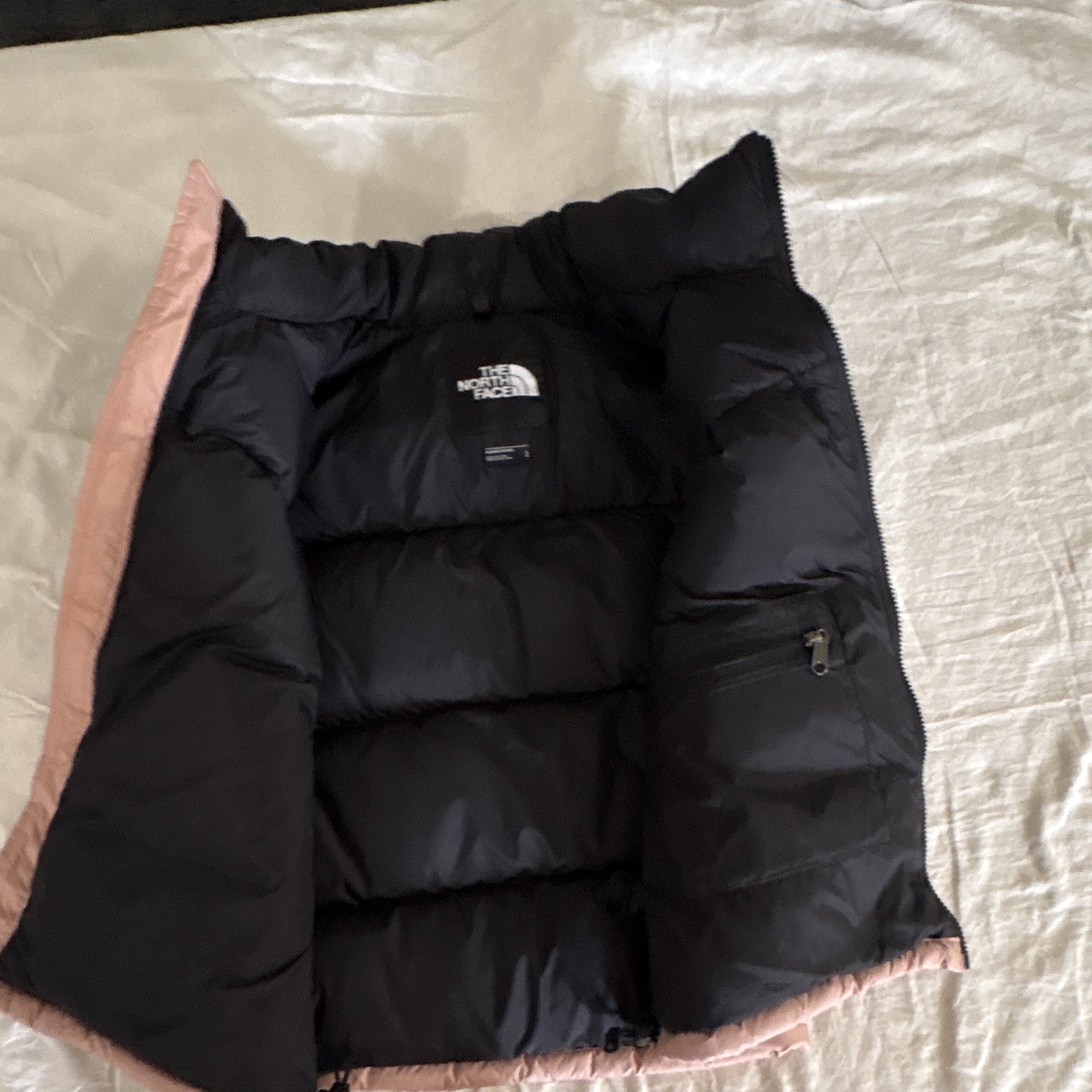 NWOT North Face Women’s Nuptse 700 Down Puffer Vest Pink/Black Size L