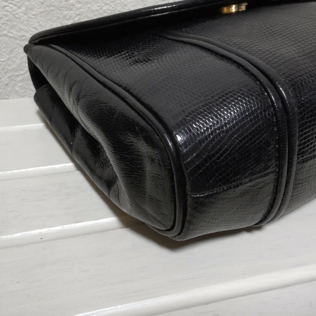 Yves Saint Laurent Shoulder Bag Lizard YSL Leather Black Size:W:7.9 × H: 6.7 in.