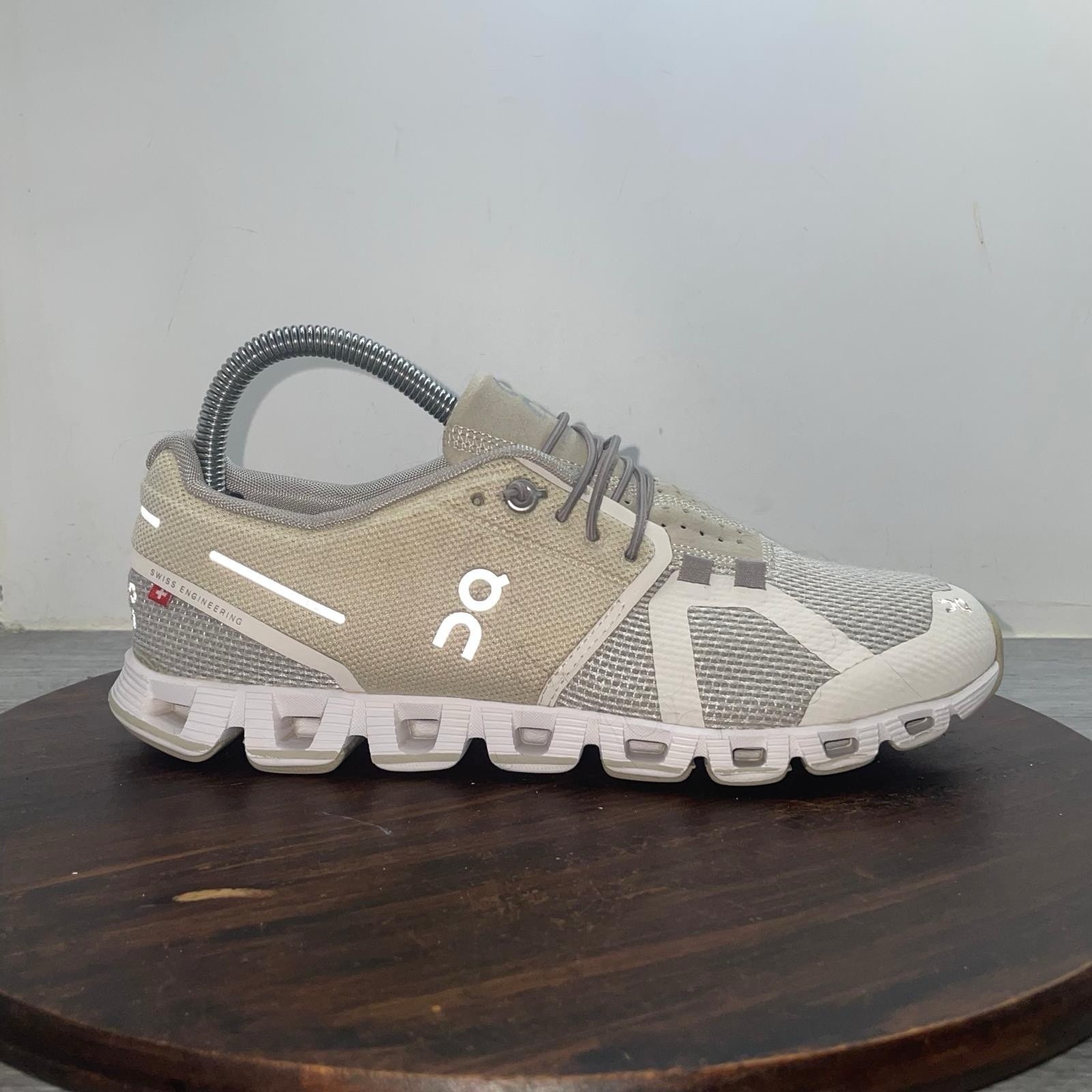 On Shoes Women’s 8 Cloud 5 Pearl White Mesh Low Top Running Athletic Sneaker