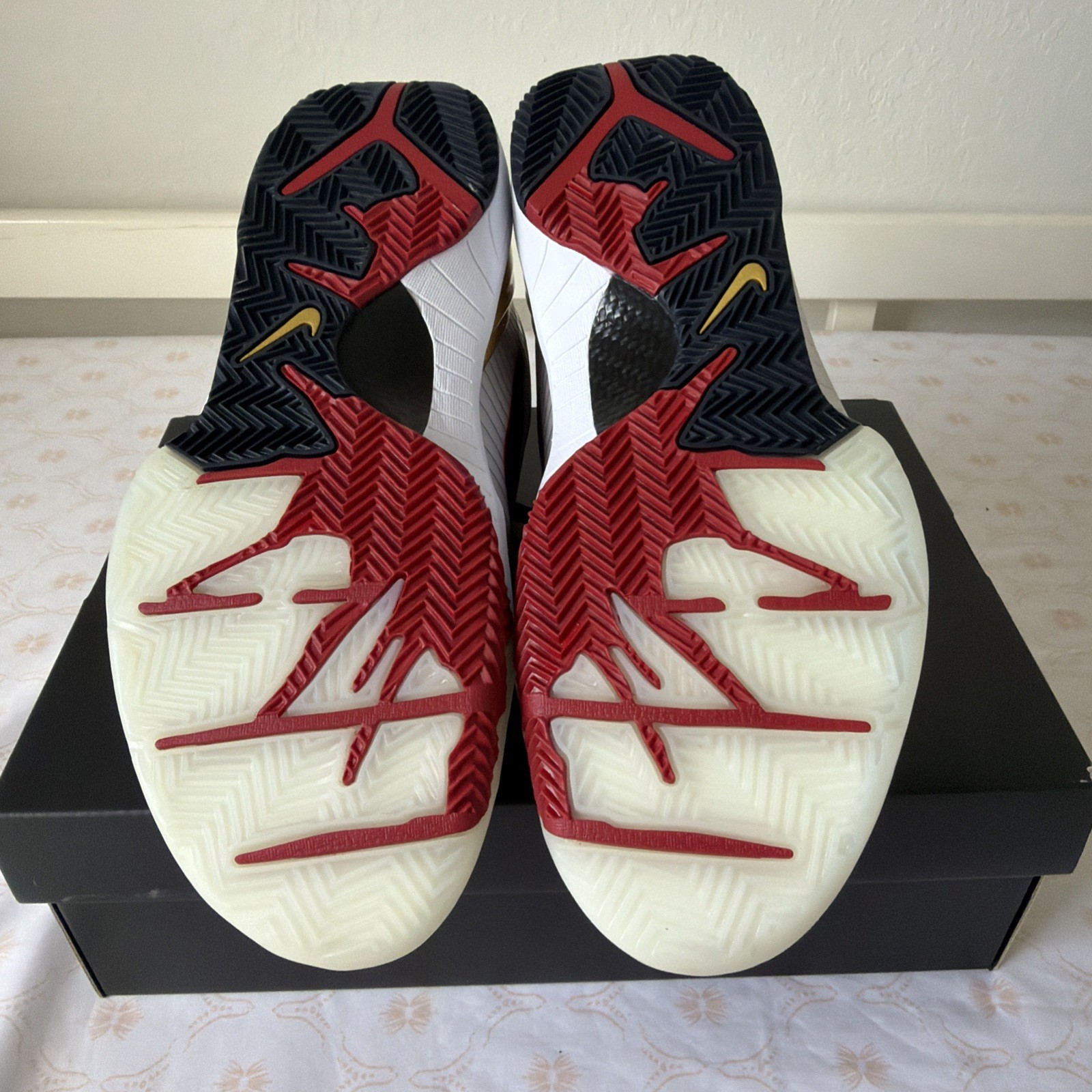 Nike Kobe 5 Protro “GOLD MEDAL” 2024 – Size 10 – FQ3544 100 (15640-3)