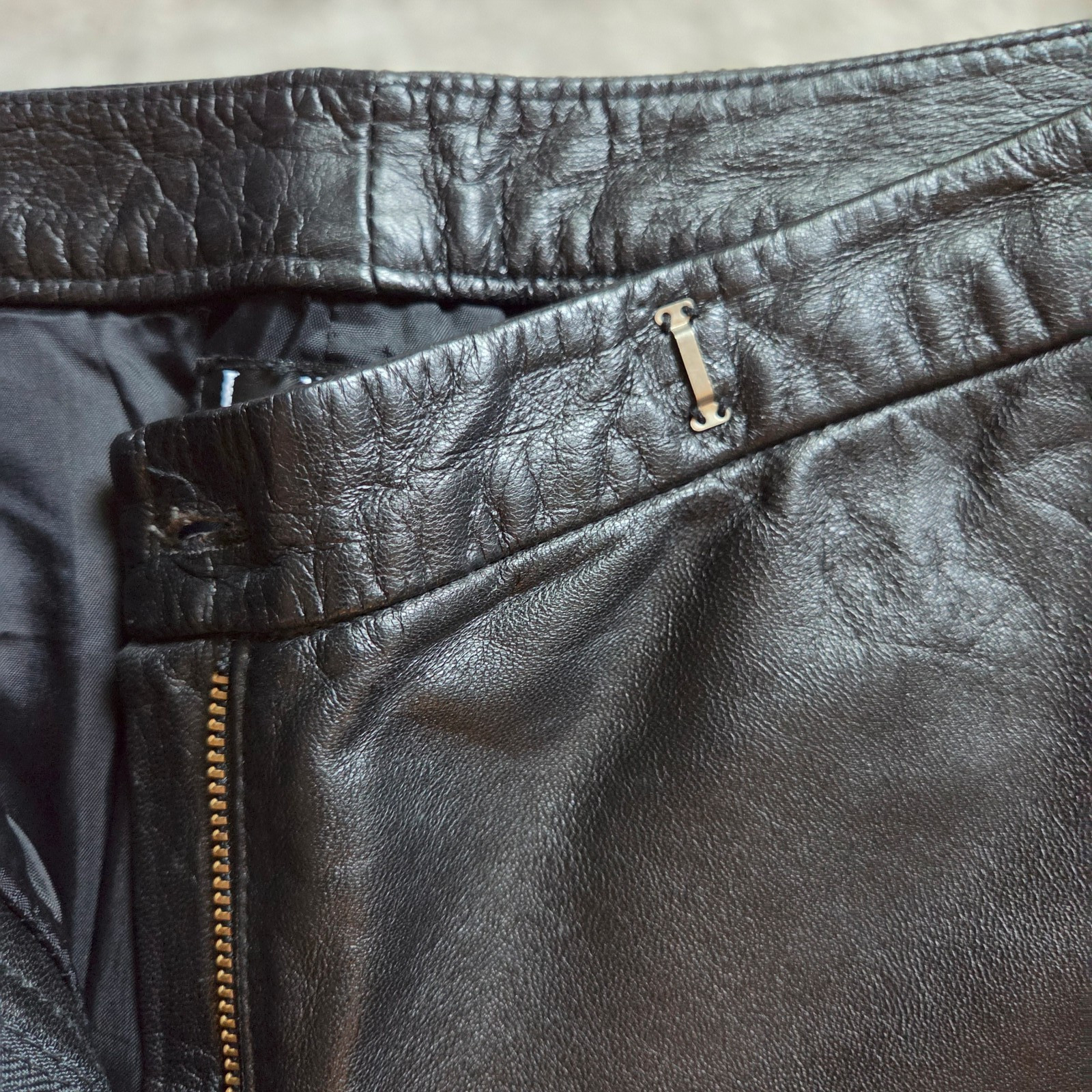 Vintage Y2K I.N.C. Straight Leg Black 100% Leather lining Pants Womens Size 4