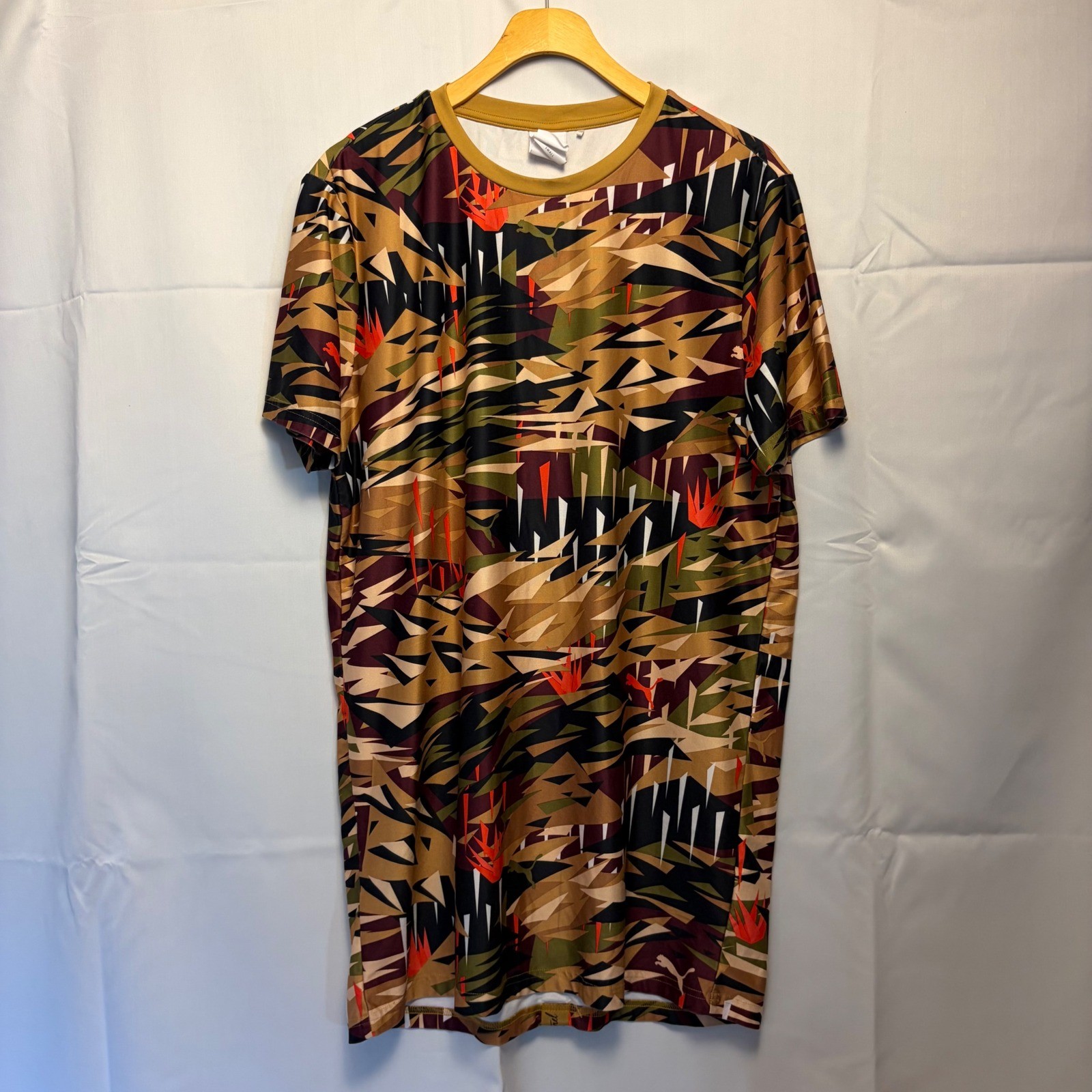 Puma x Naturel Mens Camo Print T-Shirt Brown Olive Geometric 574096 Small