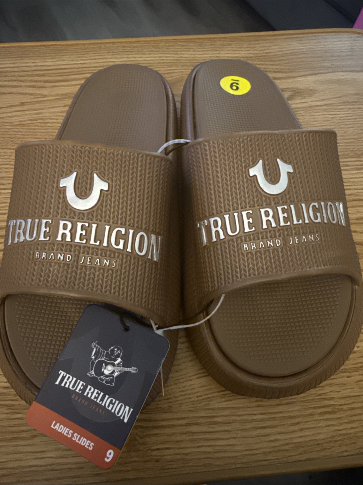 True Religion Comfort Foam Slide Women’s Size 9