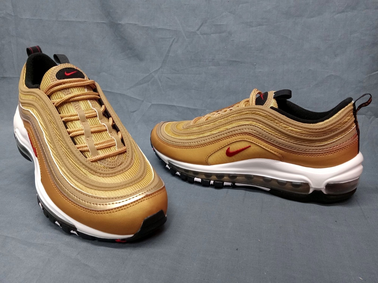 Nike Air Max 97 QS (GS) Sneaker Metallic Gold Varsity Red Boys Size 7 NEW NO BOX