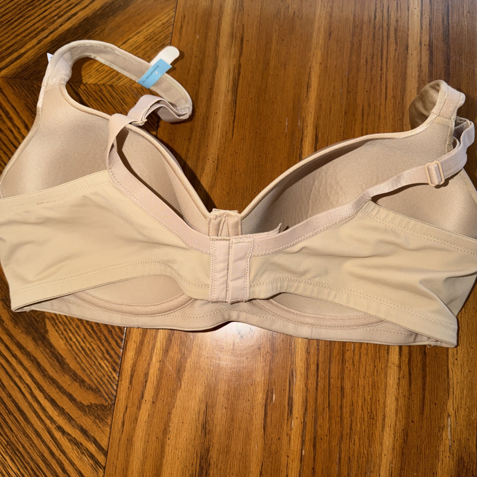 Playtex Secrets Shapes and Supports WIRE FREE Bra 4824 – Satin Nude – Size 42C