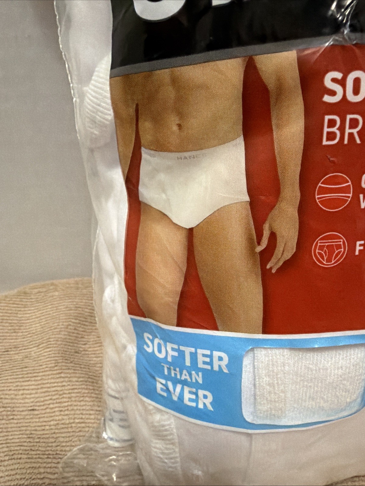 New Hanes Briefs 6-Pack Men’s White Tagless Underwear XL ComfortSoft Waistband