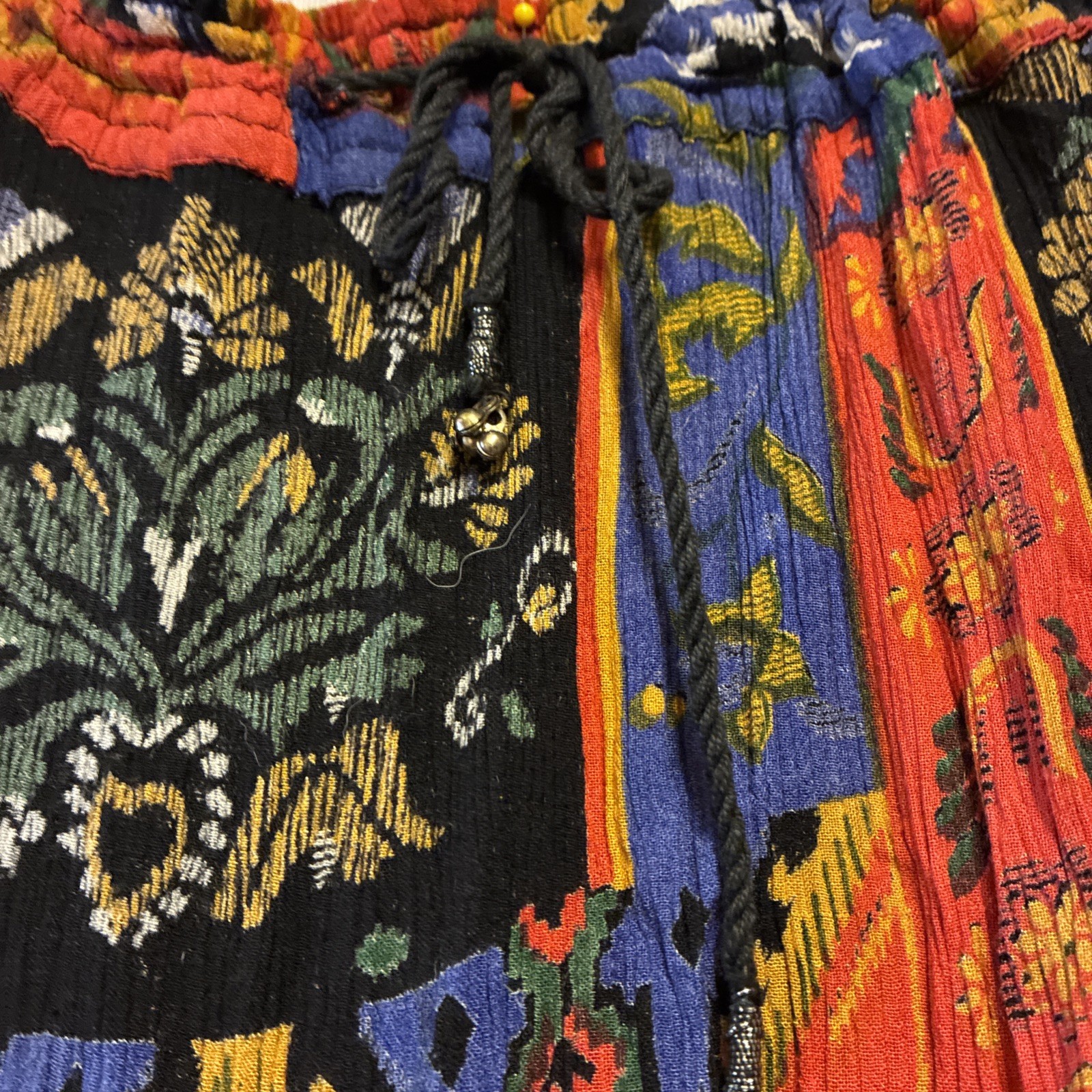 VTG Boho Women’s Broomstick Tiered Cottage Skirt. One Size. Hand Wash. Rayon.