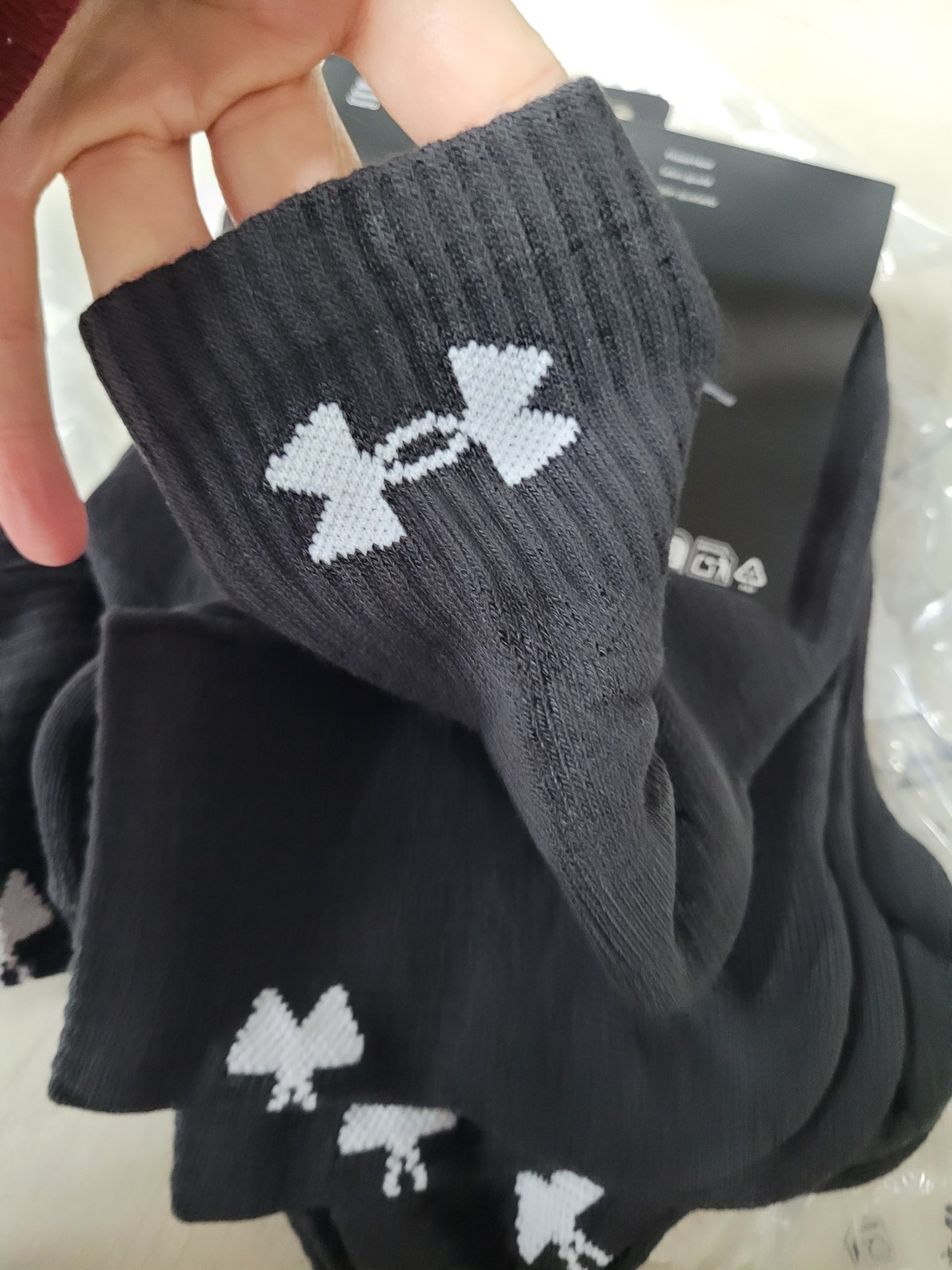 Under Armour Training Cotton Quarter Socks 6 Pair Black Arch Support Lock In Fit
