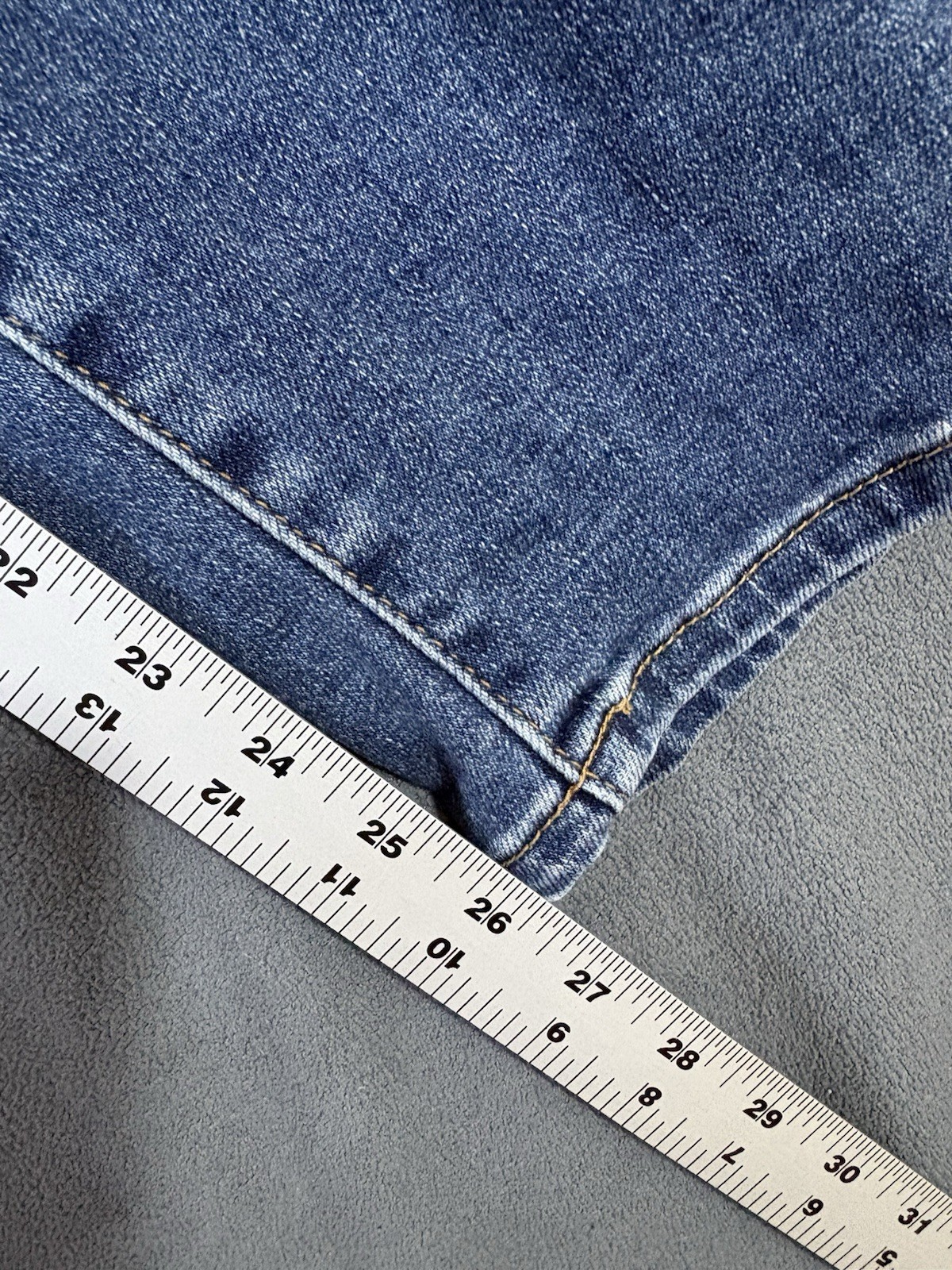 Judy Blue Jeans Womens Size 22 Slim Stretch Distressed High Waist Denim JB88776